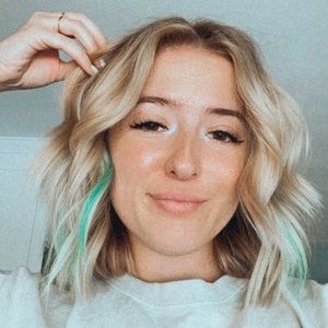 Meet your Posher, Angelina